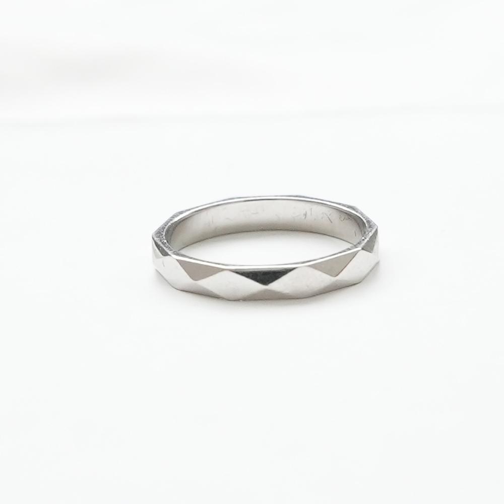 Diamond Pattern Silver Ring